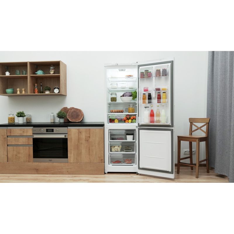 Hotpoint_Ariston-Комбинированные-холодильники-Отдельностоящий-HMF-418-W-Белый-2-doors-Lifestyle-frontal-open