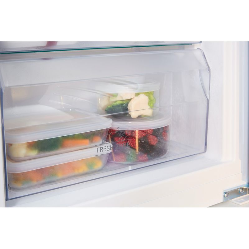 Hotpoint_Ariston-Комбинированные-холодильники-Встраиваемая-BCB-7525-AA--RU--Сталь-2-doors-Drawer