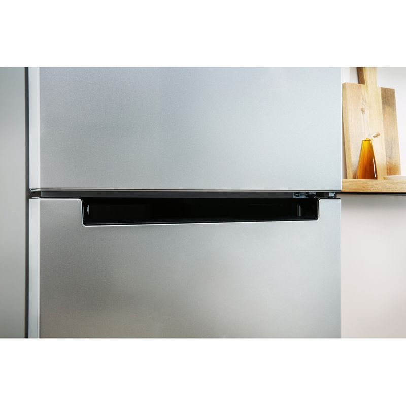 Indesit-Холодильник-с-морозильной-камерой-Отдельностоящий-DS-4180-SB-Серебристый-2-doors-Lifestyle-detail