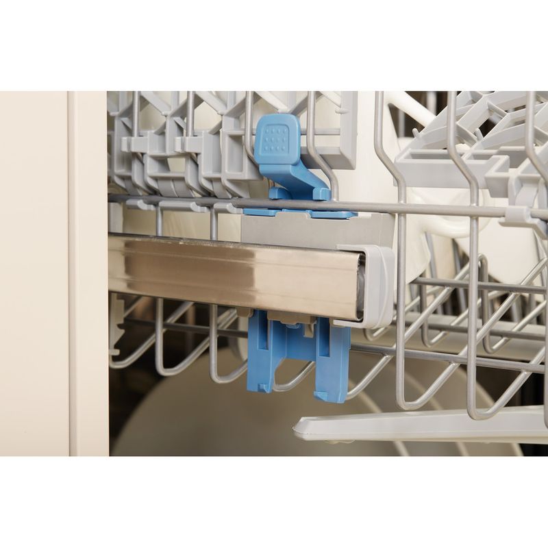 Indesit-Посудомоечная-машина-Отдельностоящий-DSFE-1B10-A-Отдельностоящий-A-Lifestyle-detail