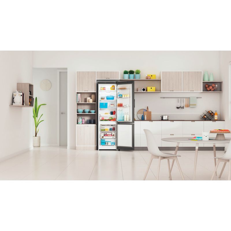 Indesit-Холодильник-с-морозильной-камерой-Отдельностоящий-ITS-4200-S-Серебристый-2-doors-Lifestyle-frontal-open