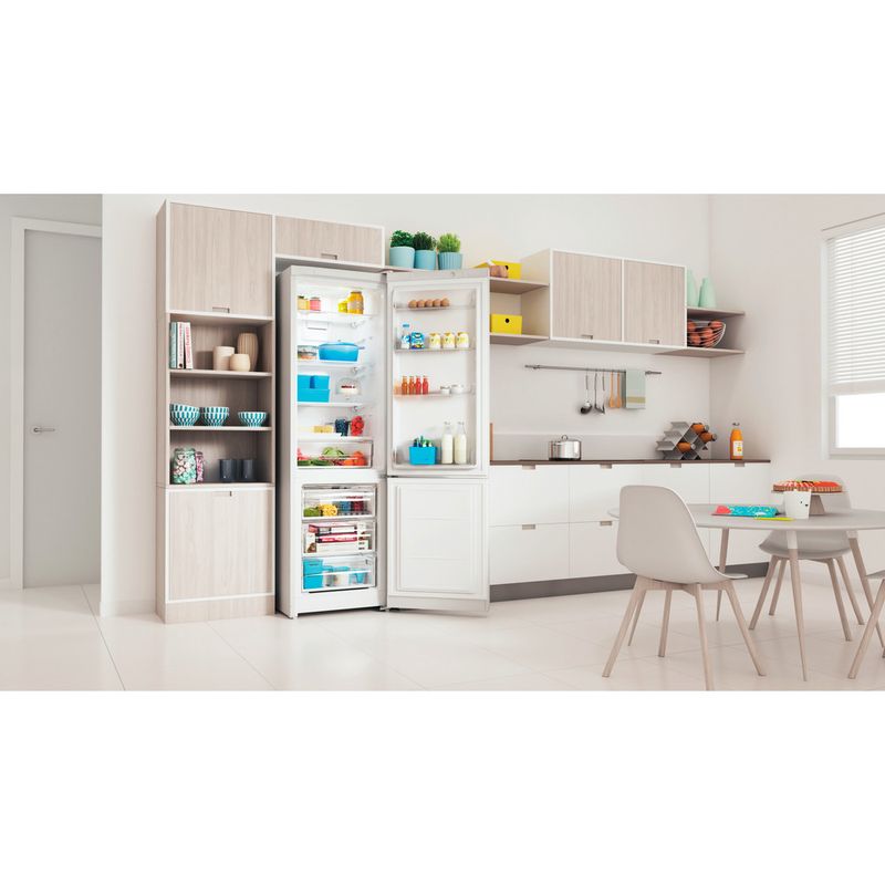 Indesit-Холодильник-с-морозильной-камерой-Отдельностоящий-ITR-5200-W-Белый-2-doors-Lifestyle-perspective-open