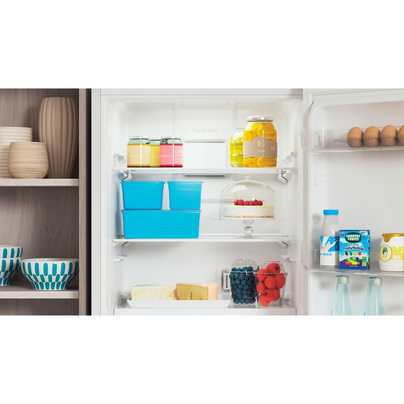 Indesit-Холодильник-с-морозильной-камерой-Отдельностоящий-ITR-4160-W-Белый-2-doors-Lifestyle-detail