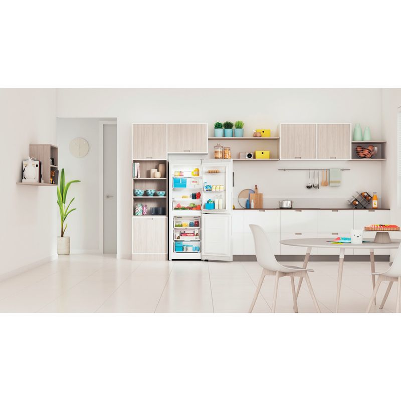 Indesit-Холодильник-с-морозильной-камерой-Отдельностоящий-ITR-5160-W-Белый-2-doors-Lifestyle-frontal-open