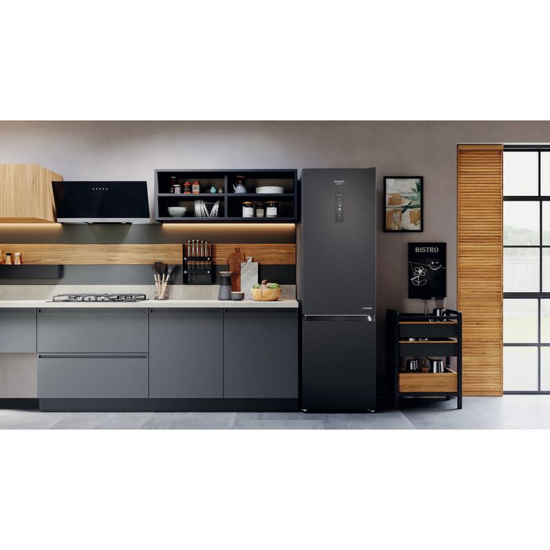 Hotpoint_Ariston-Комбинированные-холодильники-Отдельностоящий-HTR-8202I-BX-O3-Черная-сталь-2-doors-Lifestyle-frontal