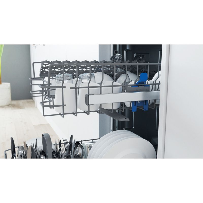 Indesit-Посудомоечная-машина-Отдельностоящий-DSFC-3M19-Отдельностоящий-A-Lifestyle-detail