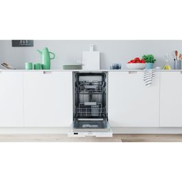 Посудомоечная машина Indesit DSIC 3M19: узкая, белый цвет
