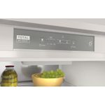 Whirlpool-Холодильник-с-морозильной-камерой-Встроенная-WHC18-T341-Белый-2-doors-Control-panel