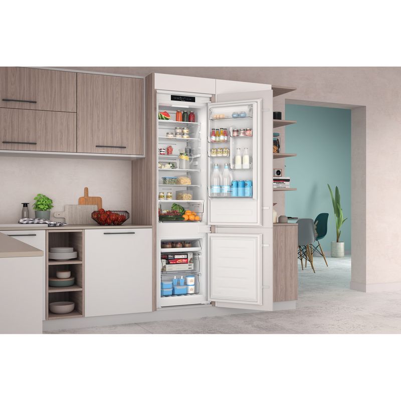 Indesit-Холодильник-с-морозильной-камерой-Встраиваемый-INC20-T321-EU-Белый-2-doors-Lifestyle-perspective-open